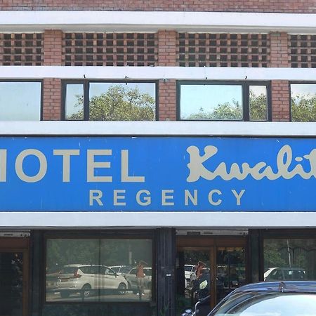 Hotel Fabexpress Kwality Regency Chandīgarh Zewnętrze zdjęcie