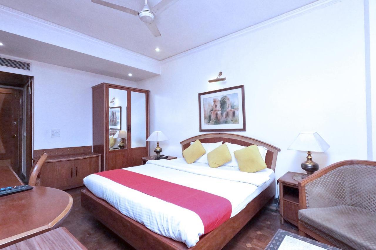 Hotel Fabexpress Kwality Regency Chandīgarh Zewnętrze zdjęcie