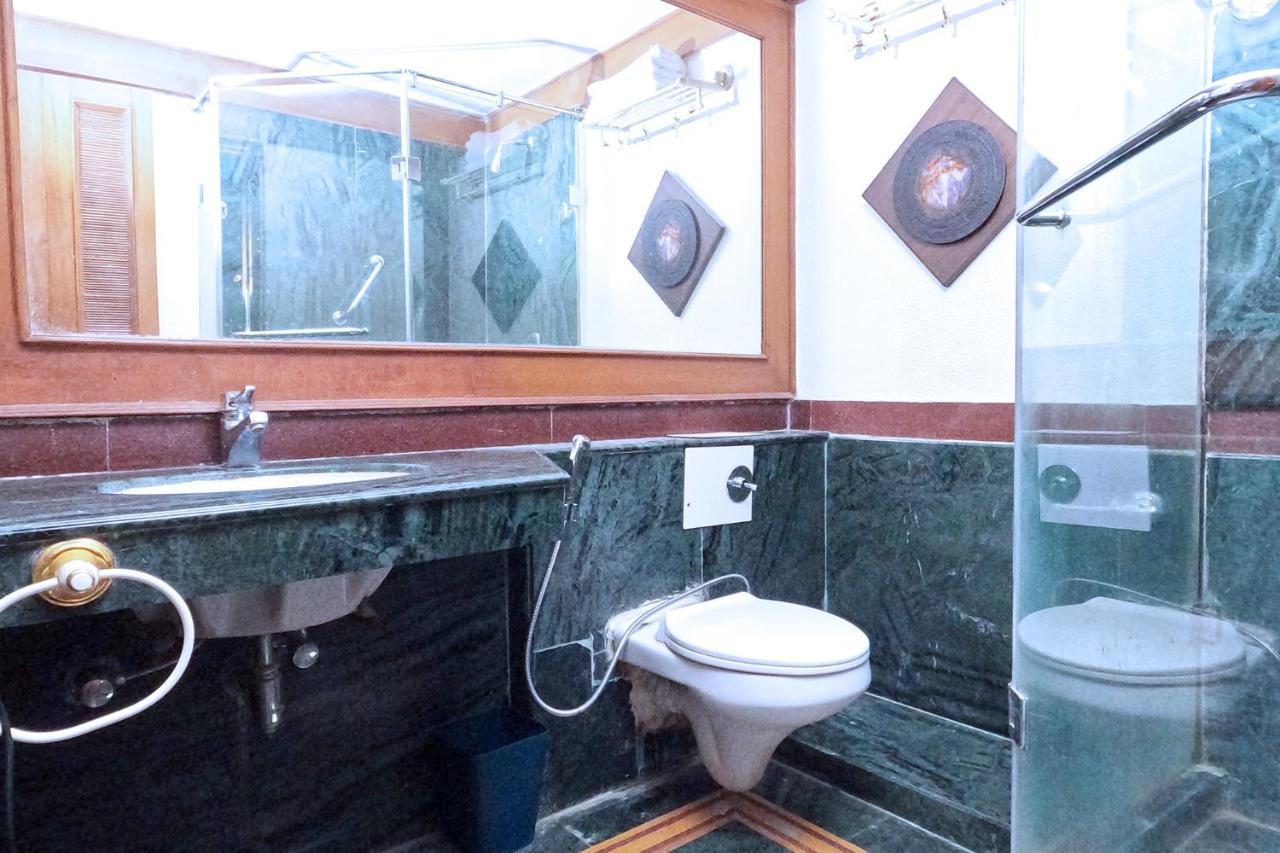Hotel Fabexpress Kwality Regency Chandīgarh Zewnętrze zdjęcie
