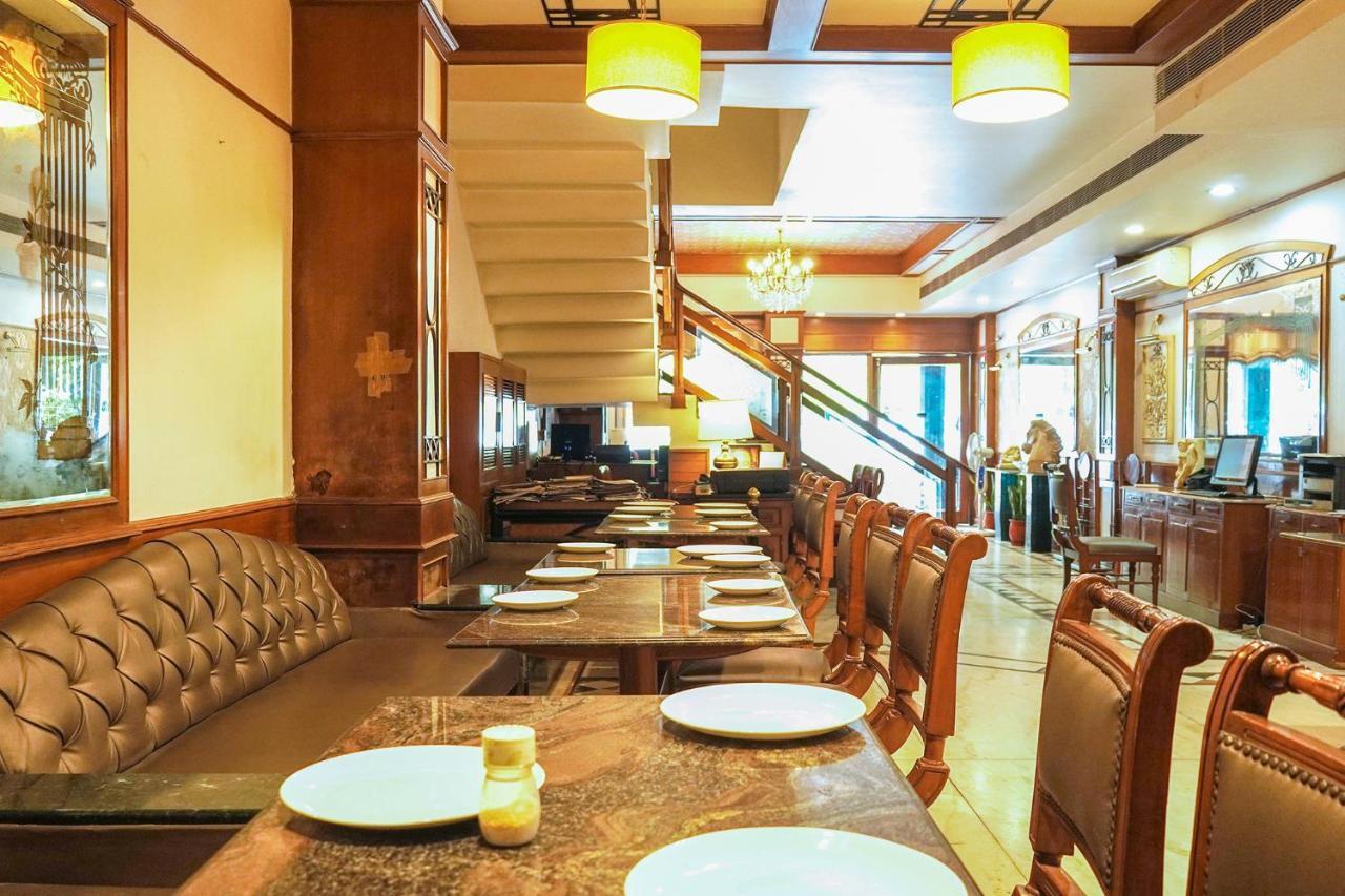 Hotel Fabexpress Kwality Regency Chandīgarh Zewnętrze zdjęcie