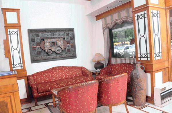Hotel Fabexpress Kwality Regency Chandīgarh Zewnętrze zdjęcie